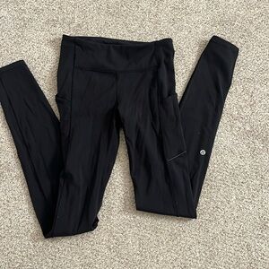 Black Lululemon leggings